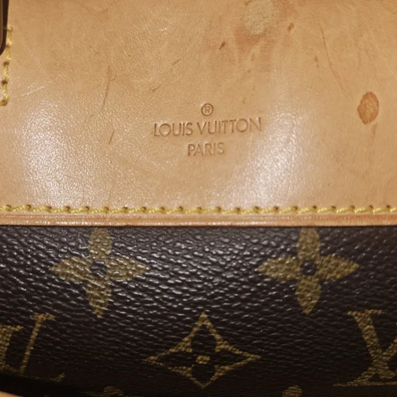 Louis Vuitton LV Deauville Monogram w/ Wallet - Picture 5 of 16